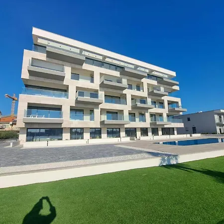Royal Dutch 10 Apartment