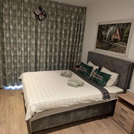 Royal Dutch 10 Apartment *