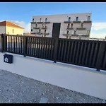Apartment Royal Dutch 10 *